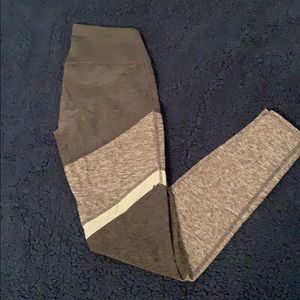 Alo Yoga Shiela Leggings